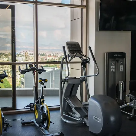 Apartment Center 2br Flat, 26th Floor View, Pool & Gym Nicosia